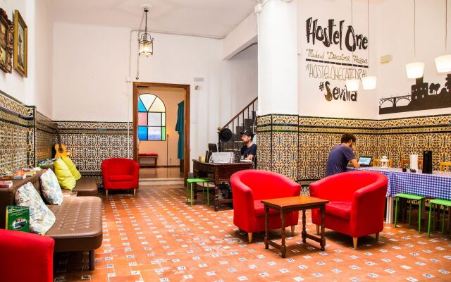 Onefam Catedral Hostel Sevilla