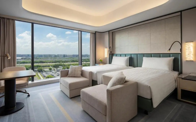 Shangri-La Hongqiao Airport,Shanghai – Guest Rooms – Shanghai