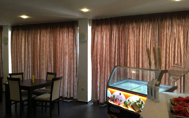Hotel Tm Deluxe Located in Sunny Beach