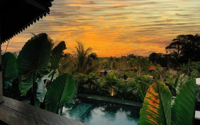 Seseh Beach Retreat Villas