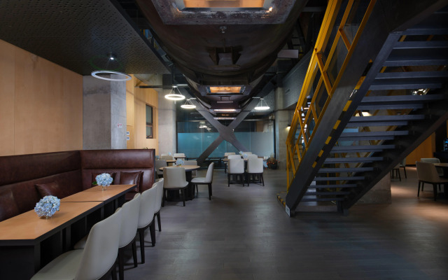Holiday Inn Express Beijing Shijingshan Lakeview by IHG