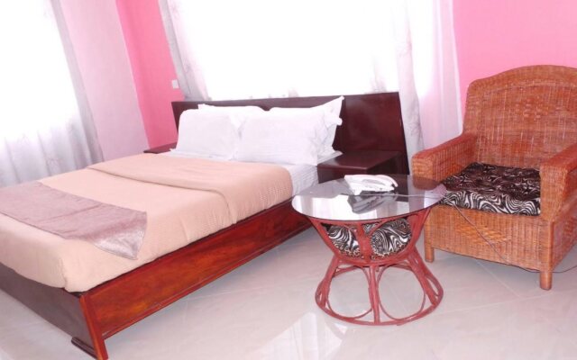 Fahari Hotel