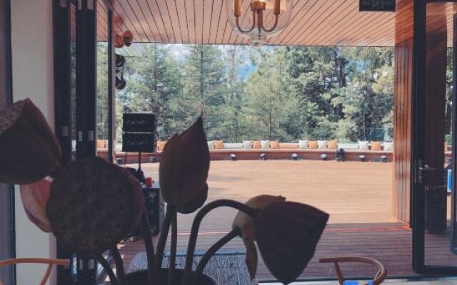 Inn House