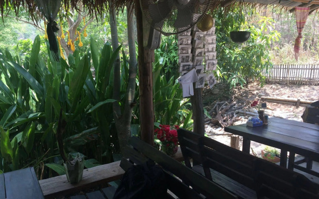 Pai Bamboo Hut Resort