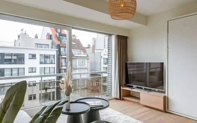 Modern and Bright Studio in Centre of Knokke