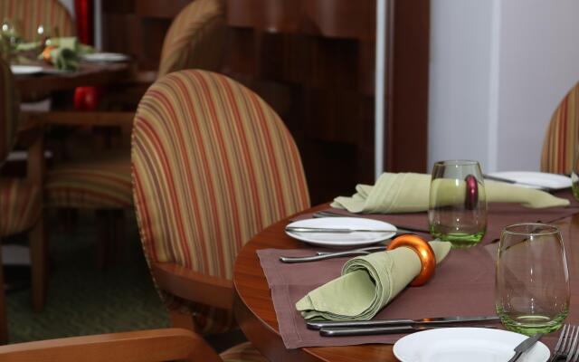 Crowne Plaza Sohar by IHG Hotel