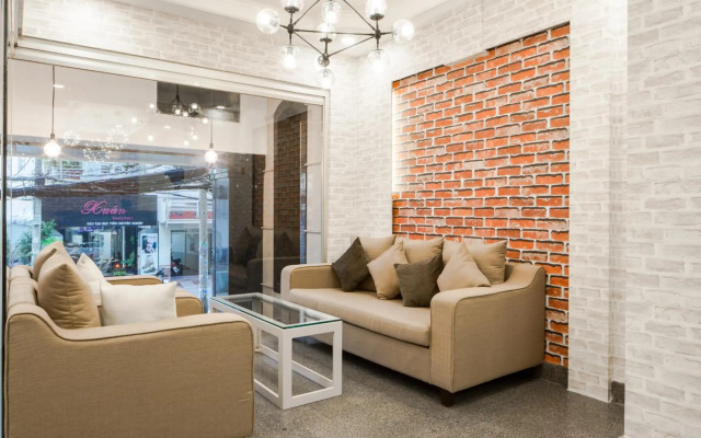 Little Brick Saigon Hotel