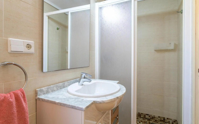 Apartment with stunning sea views