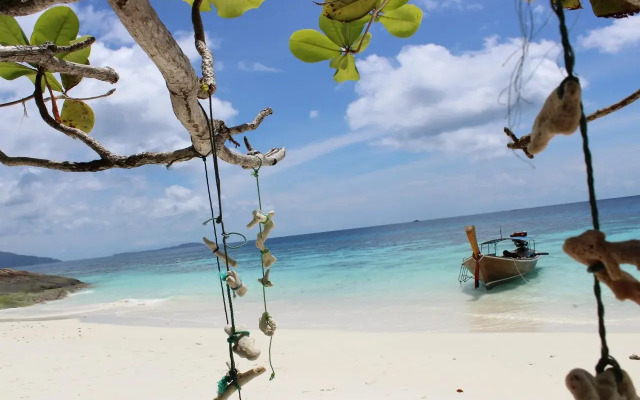 Phuritra Sabai Resort