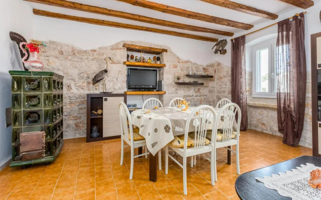 Apartment Macan