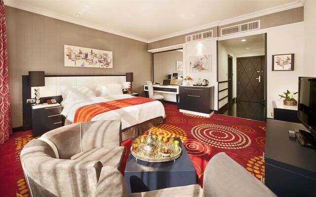 Swiss Hotel Corniche