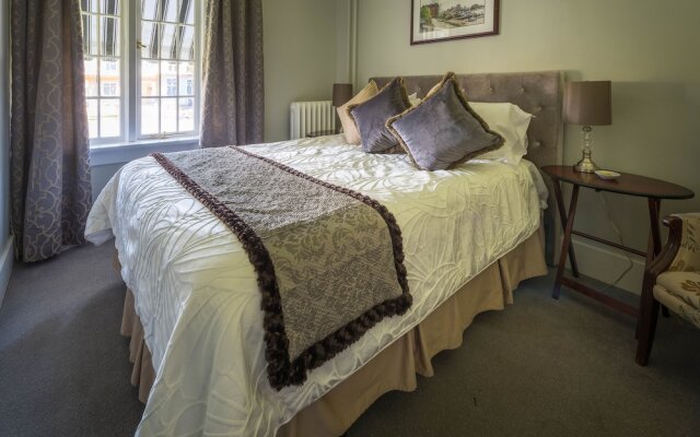 Oak Bay Guest House