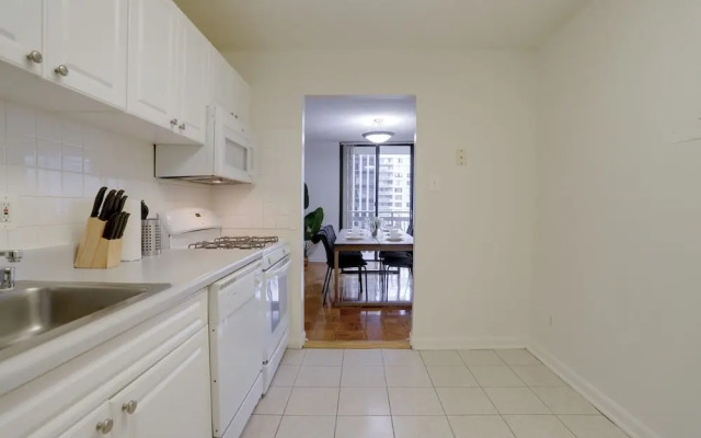 Convenient Apt Near Airport