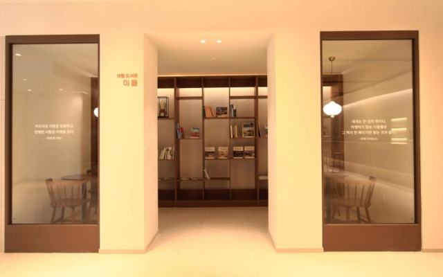 141 Mini Hotel