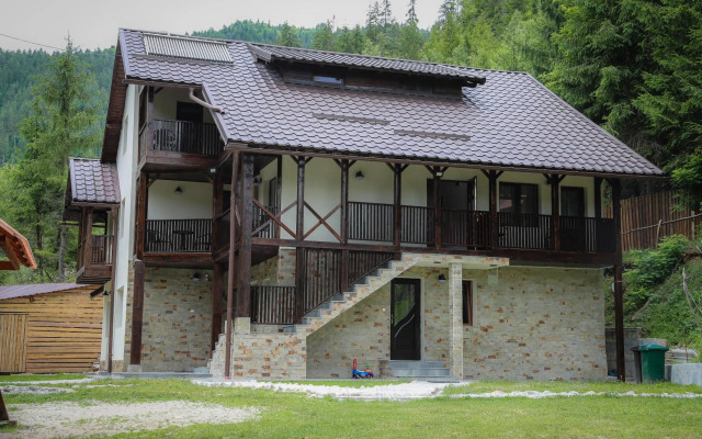 Pensiunea Cheile Albacului