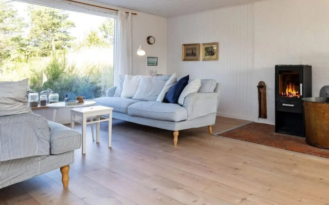 8 Person Holiday Home in Jerup-by Traum