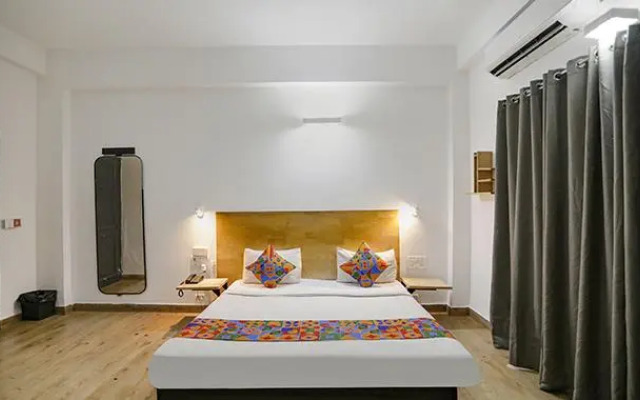 FabHotel F9 H Block Sector 51