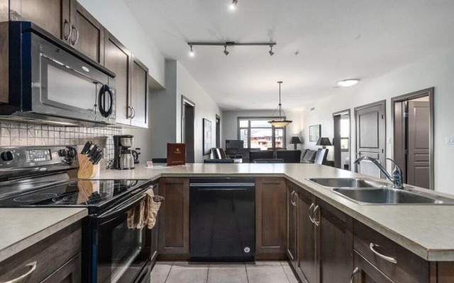 Corner Unit With Lakeview at Playa #402