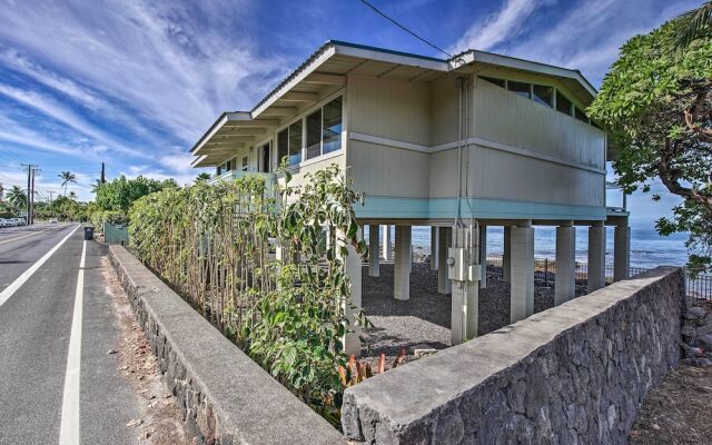 Oceanfront Kona Home w/ Beach Access & Views!