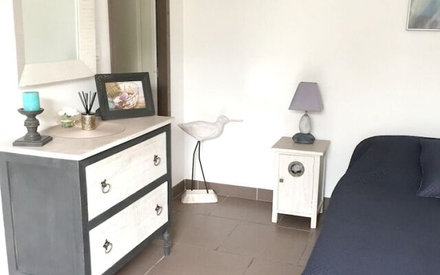 Studio in Sorbo-ocagnano, With Wonderful Mountain View, Enclosed Garde