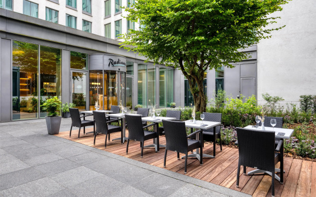 Park Inn by Radisson Brussels Centre Midi