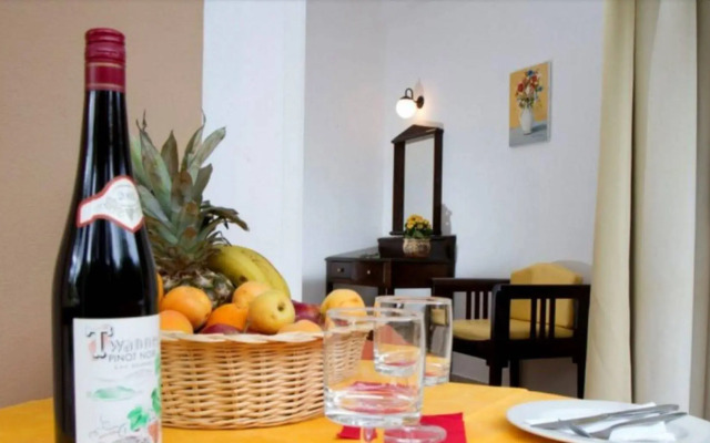 Peli Hotel