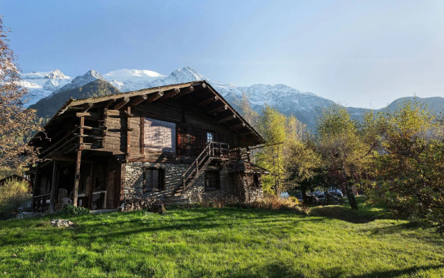 Chalet Heron
