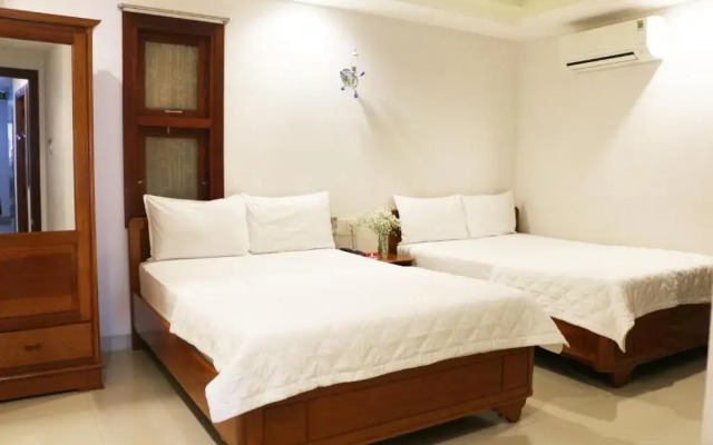 Nang Bien Hotel