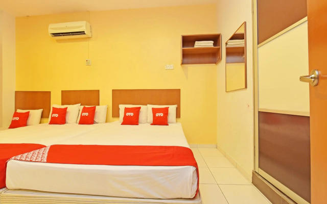 OYO 582 Hotel Walk Inn