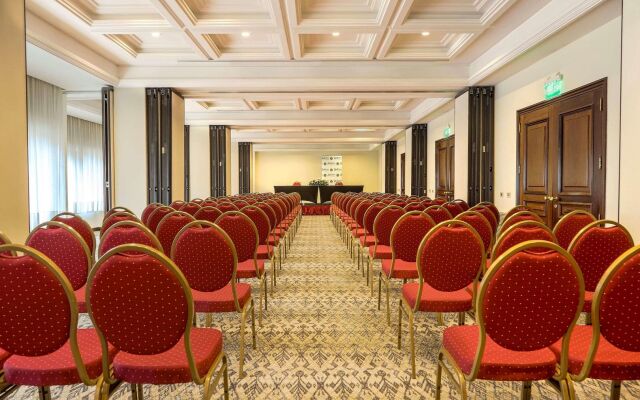 Radisson Montevideo Victoria Plaza Hotel