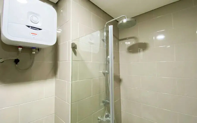 Cozy And Enjoy Living 1Br At Citralake Suites Apartment