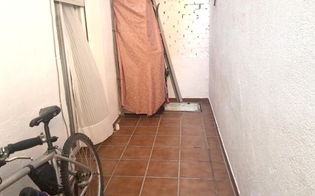 House With One Bedroom In Coslada, With Wonderful City View, Terrace And Wifi