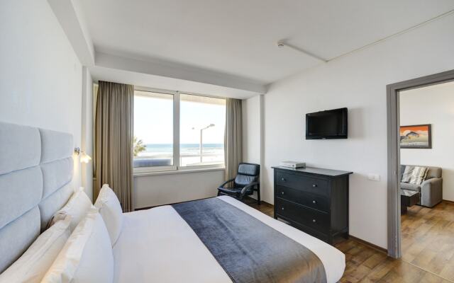 Gorgeous Suite with Ocean View TLV