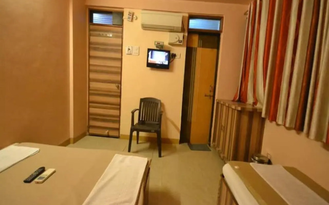 Hotel Sai Hari Prasad