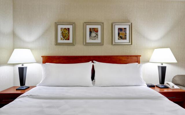 Holiday Inn Burlington Conference Centre by IHG