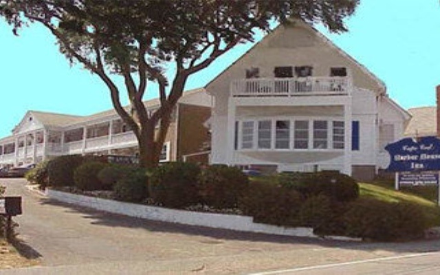 Cape Cod Harbor House Inn