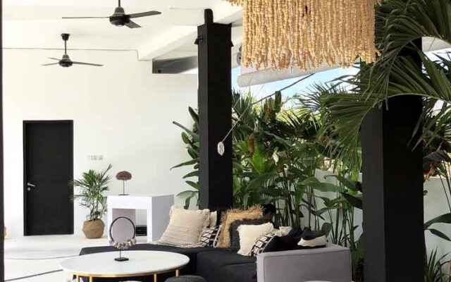 White Palm Hotel Bali