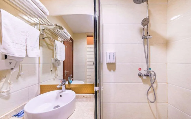 Kaiserdom Hotel Guangzhou Airport