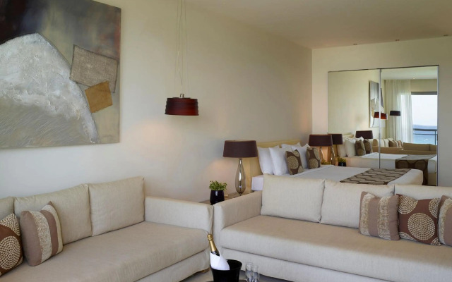 The Ixian Grand & All Suites - Adults Only