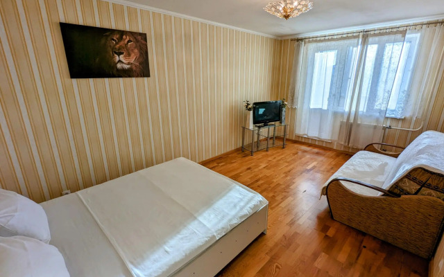 Nestory (Нестори) на шоссе Хорошёвское 17