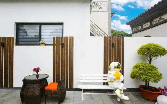 Dali Eryu Homestay