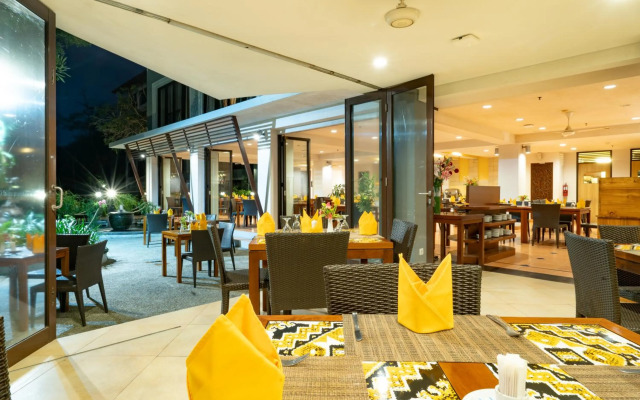 Bintang Flores Hotel