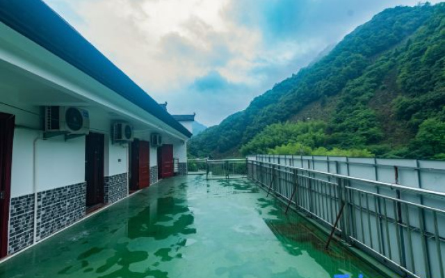 Xushi Inn, Jixian
