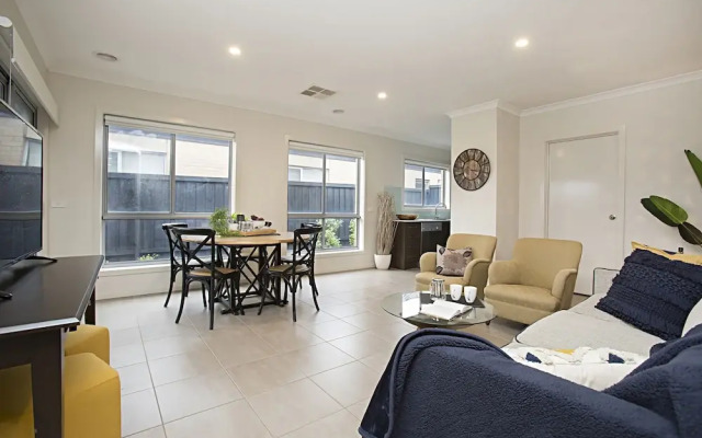 BOUTIQUE STAYS - Gumflower