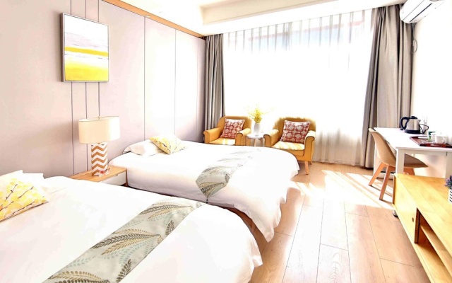 Time Machine Hotel – Guest Rooms – Leshan