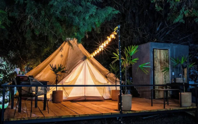 Taanah Hotel & Glamping