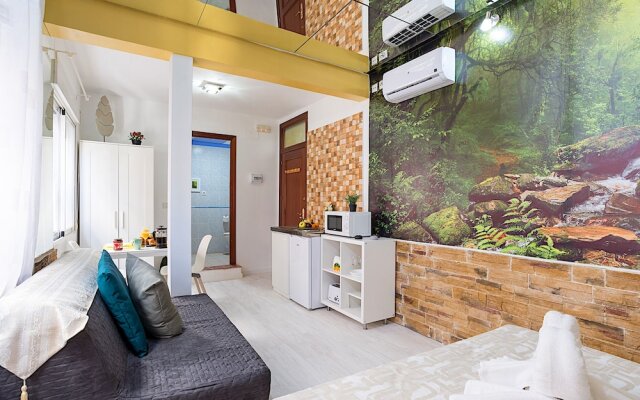 The Mirrors Studio CityCenter