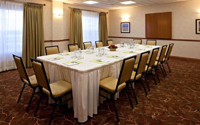 Country Inn & Suites by Radisson, Calgary-Northeast