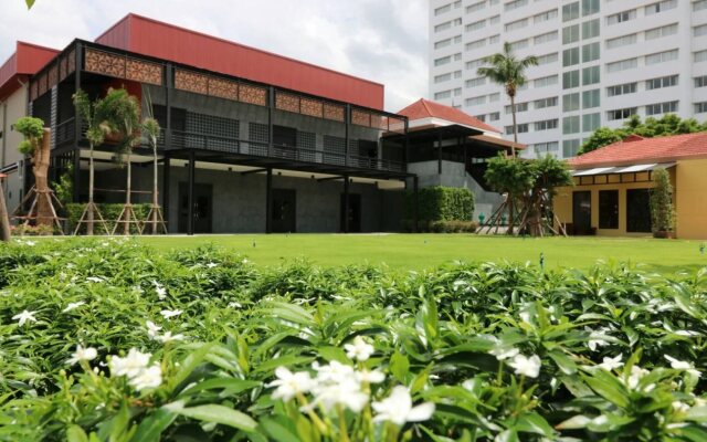 Hua Hin Grand Hotel And Plaza