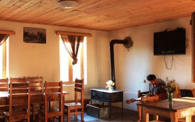 Chazhashi Guesthouse